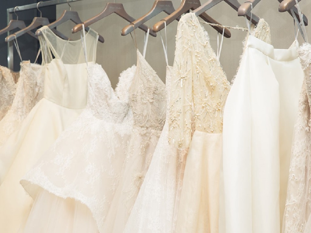 بهترین خشکشویی لباس عروس چگونه باید باشد؟
